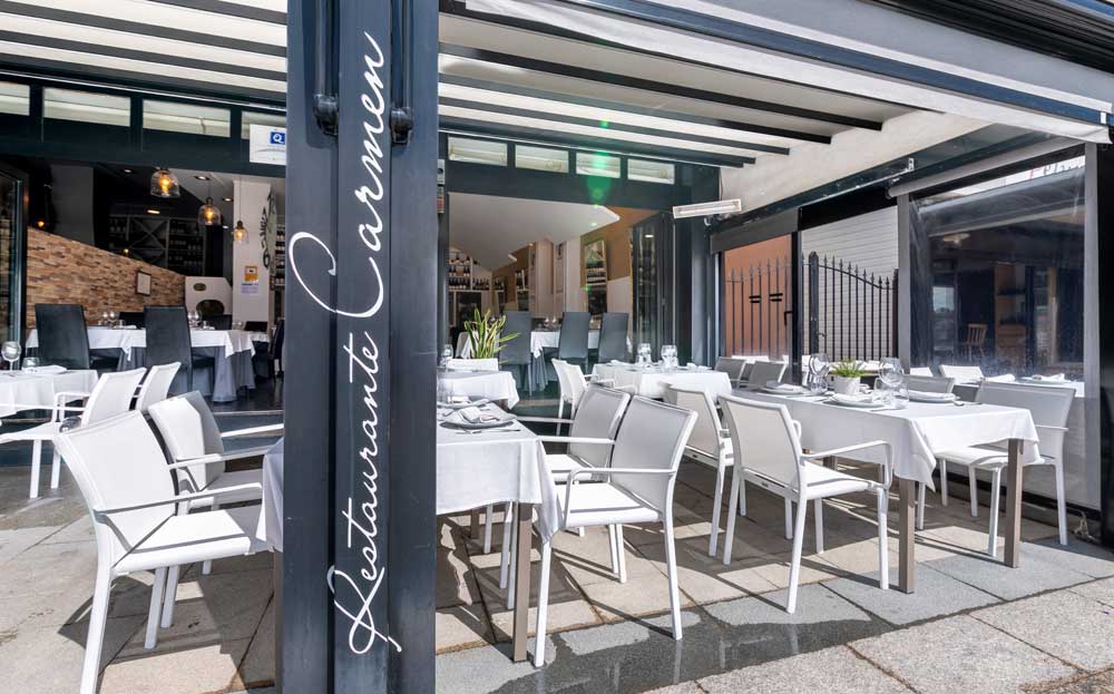 Disfruta de nuestro restaurante